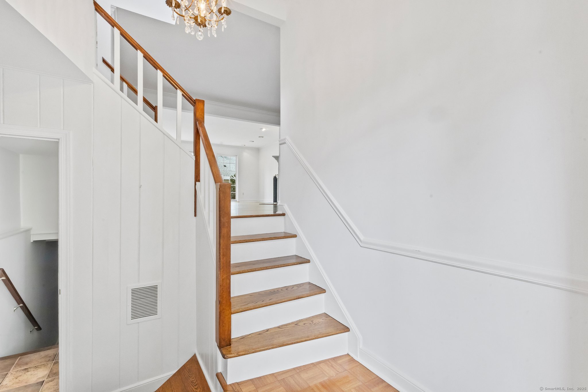 205 Main Street #APT 9, New Canaan, Connecticut image 3