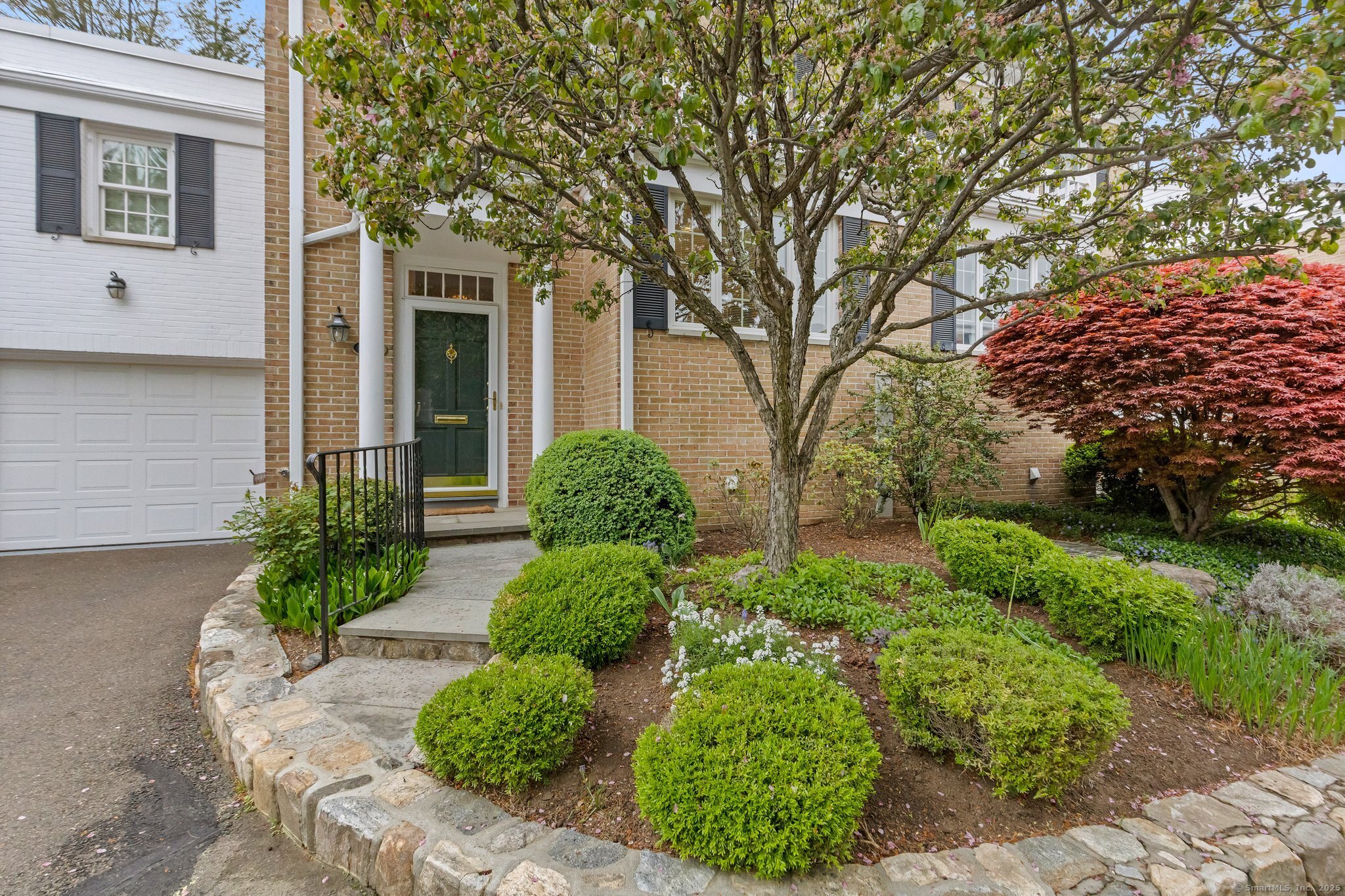Property for Sale at Main Street Apt 9, New Canaan, Connecticut - Bedrooms: 3 
Bathrooms: 3 
Rooms: 7  - $1,295,000