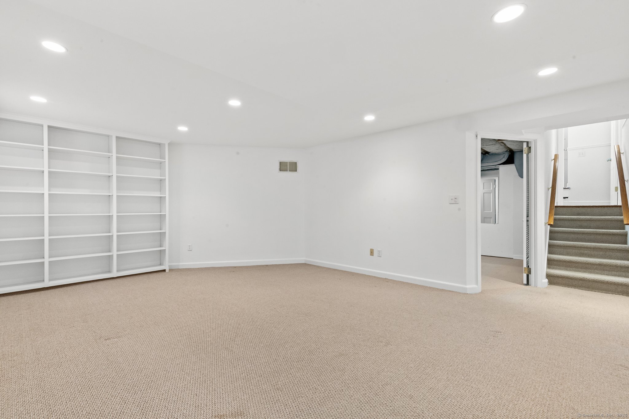 205 Main Street #APT 9, New Canaan, Connecticut image 29