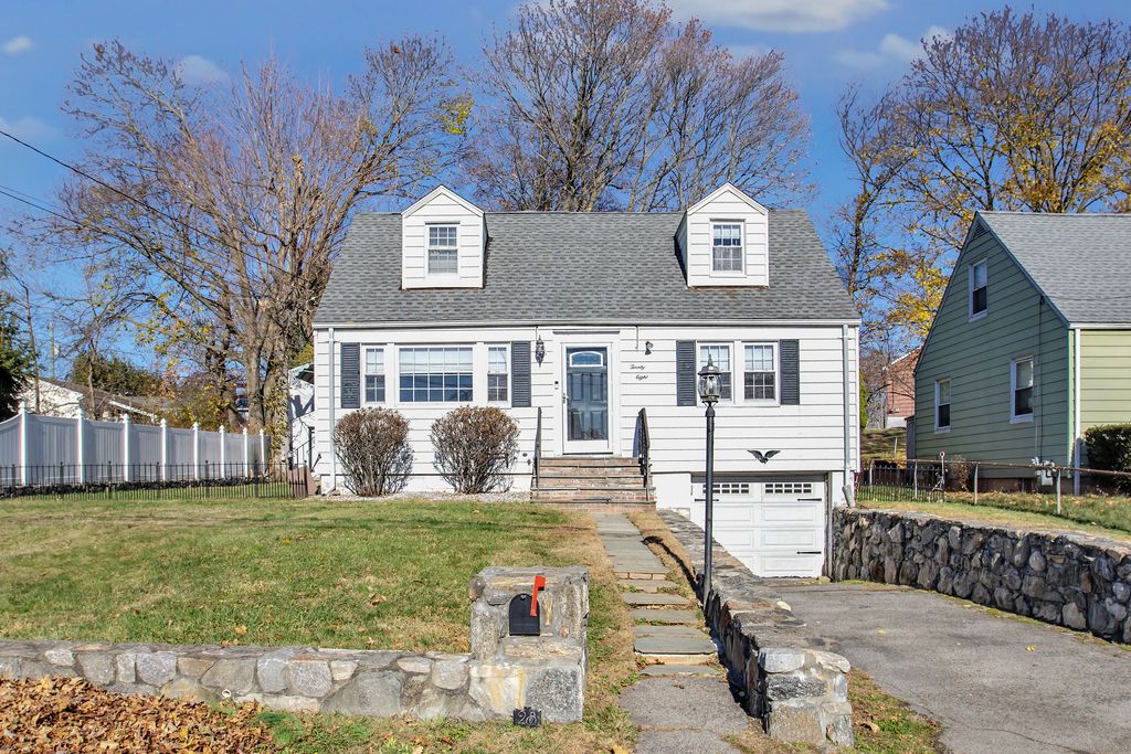 Photo of 28 Aquila Road, Stamford, CT 06902 (MLS # 24141322)