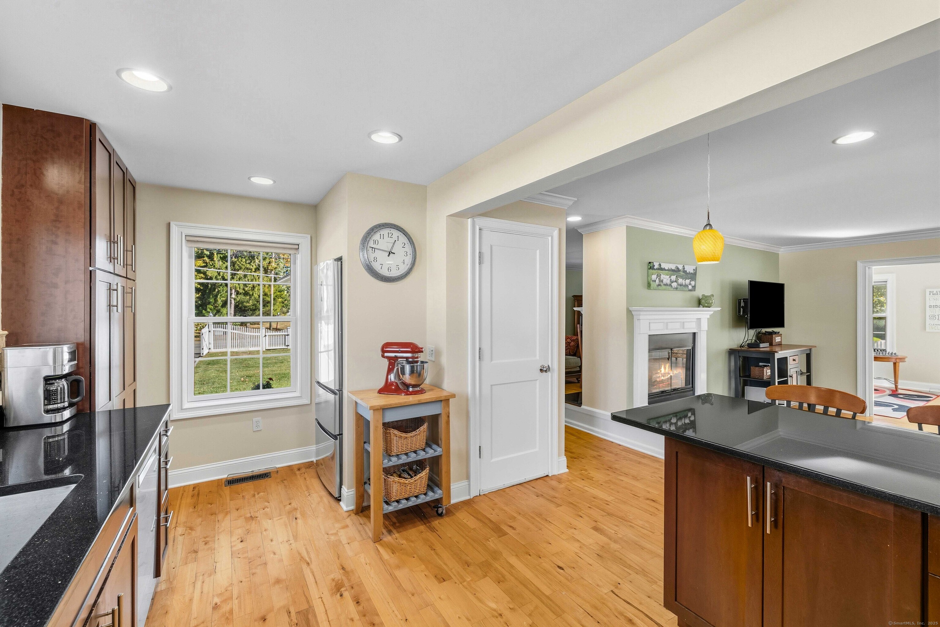 Old Saybrook, Connecticut 06475, United States, 3 Bedrooms Bedrooms, ,3 BathroomsBathrooms,Residential,Active,228941