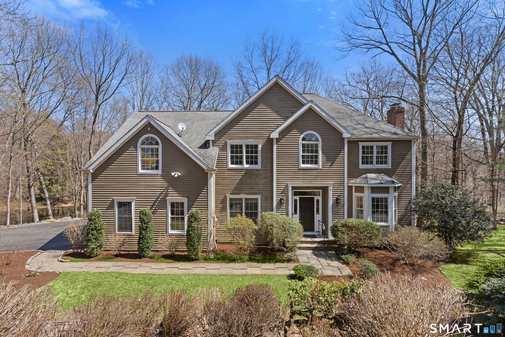 Photo of 350 Chestnut Hill Road, Norwalk, CT 06851 (MLS # 24161100)
