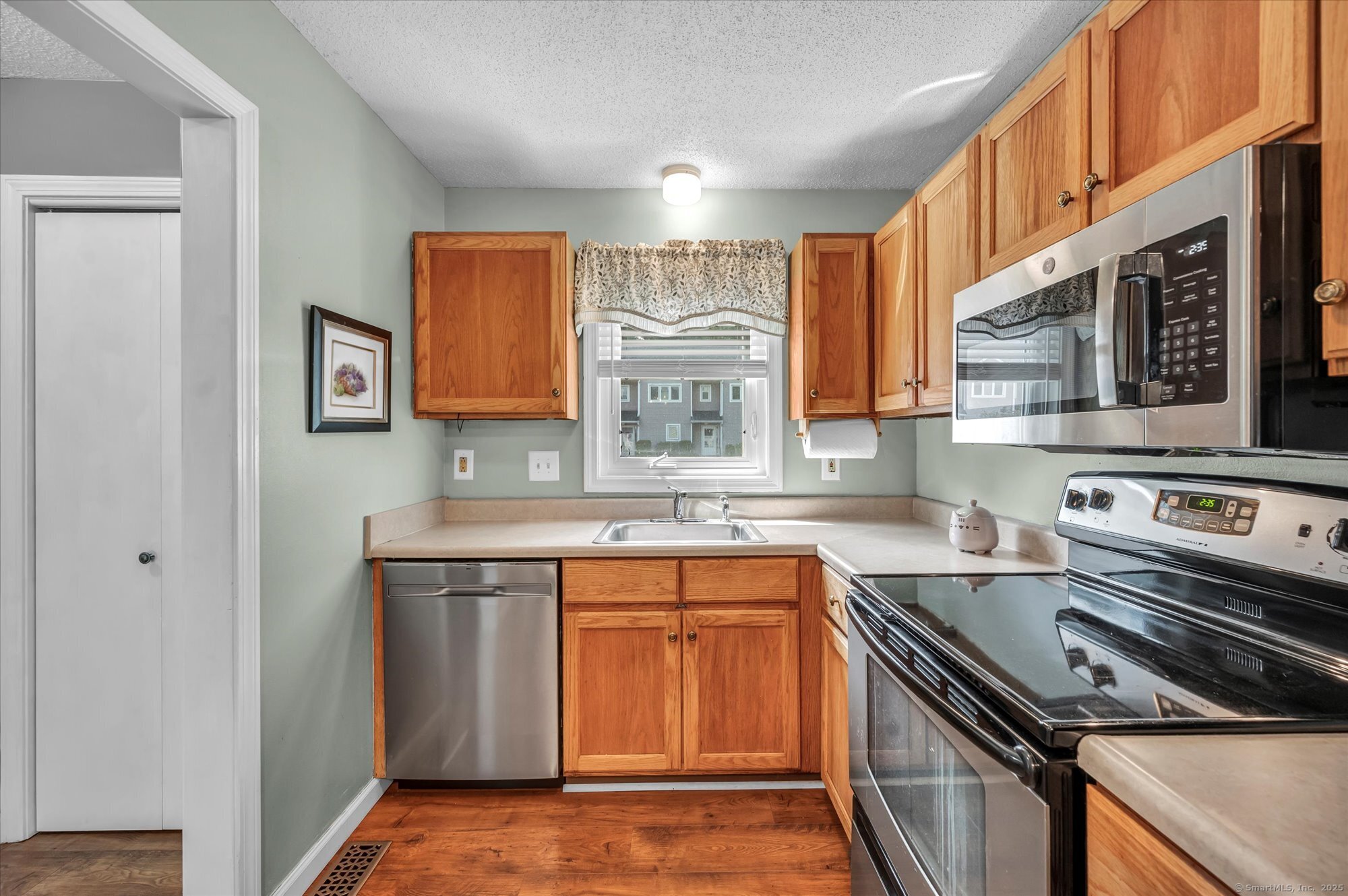 99 Oak Ridge Drive #99, Windsor Locks, Connecticut image 9