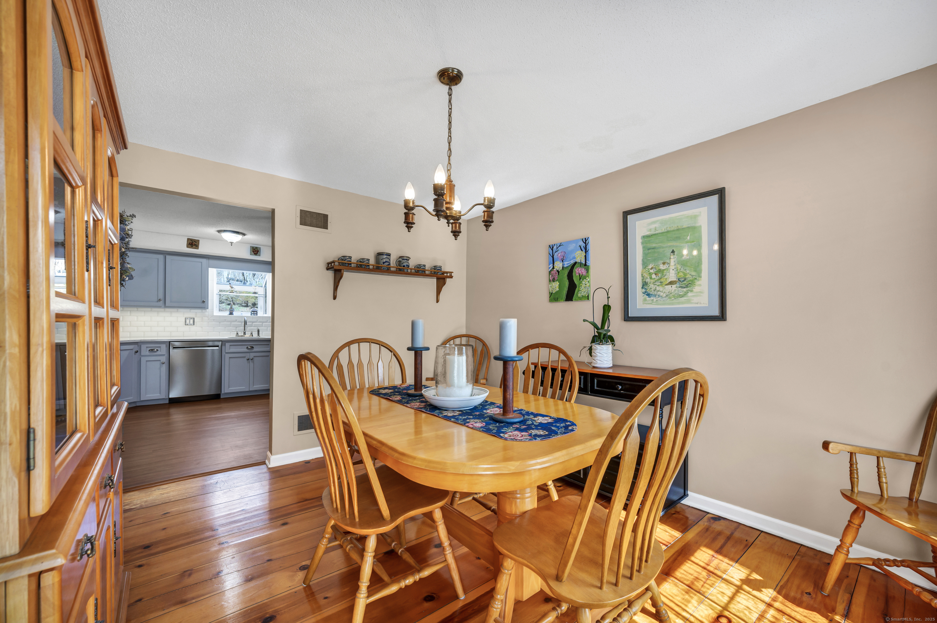 8 Wisk Key Wind Road, Wallingford, Connecticut image 7