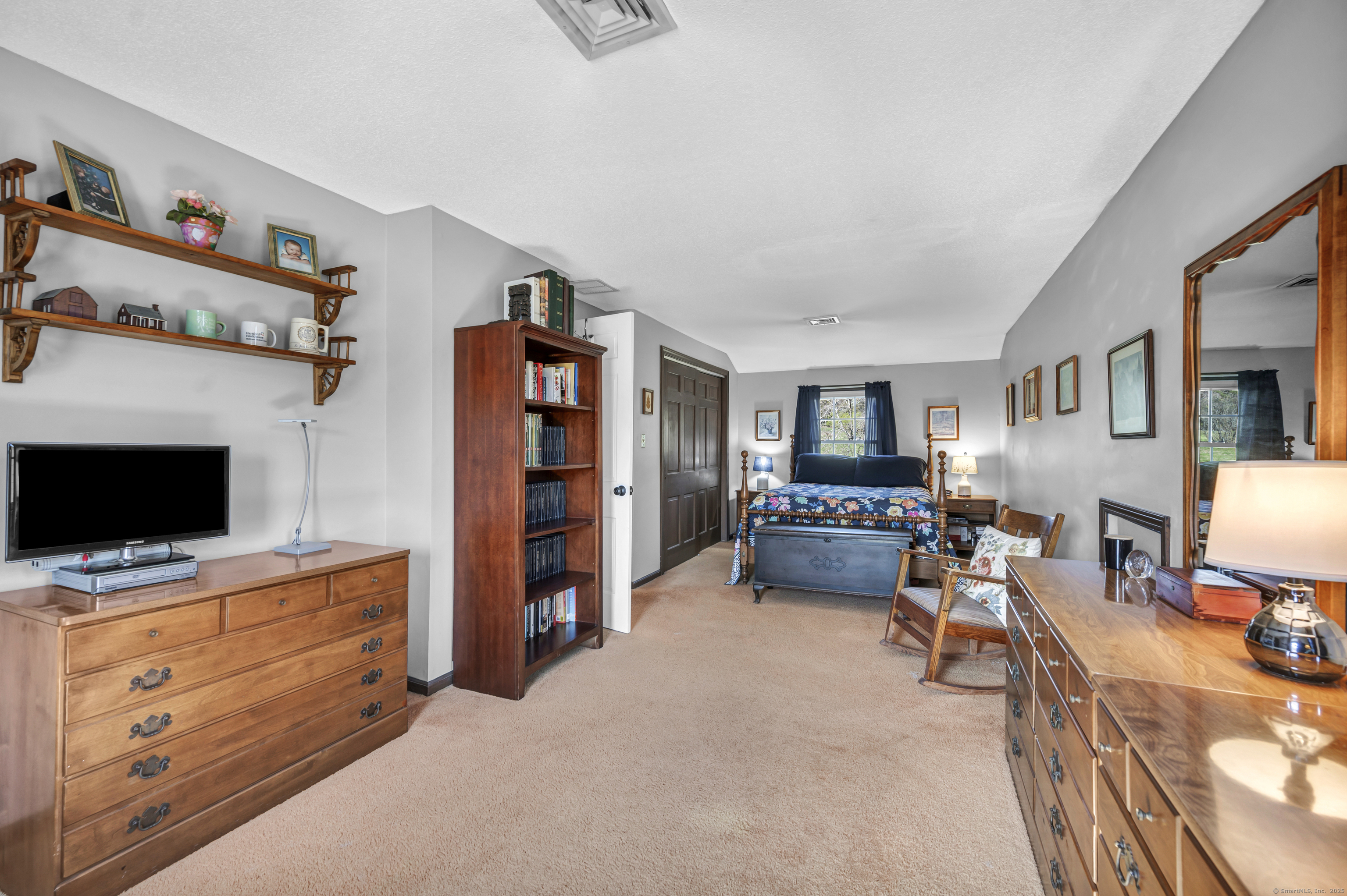 8 Wisk Key Wind Road, Wallingford, Connecticut image 26