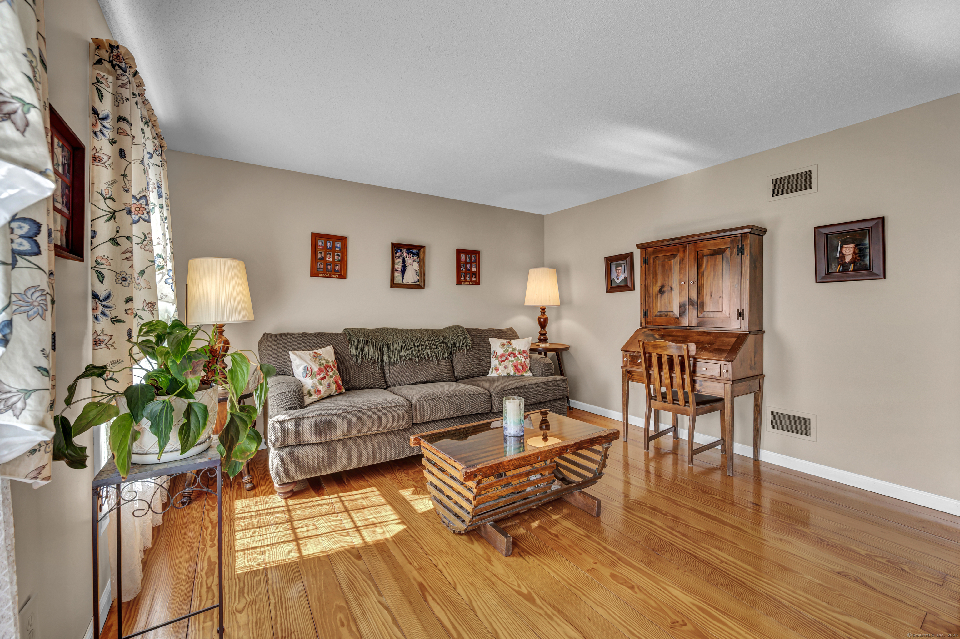 8 Wisk Key Wind Road