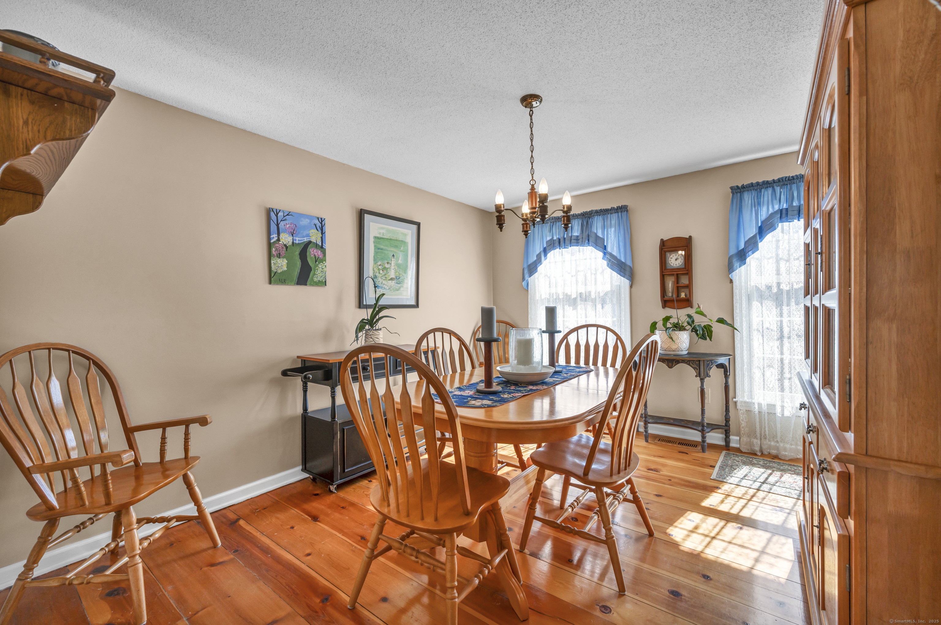 8 Wisk Key Wind Road, Wallingford, Connecticut image 8