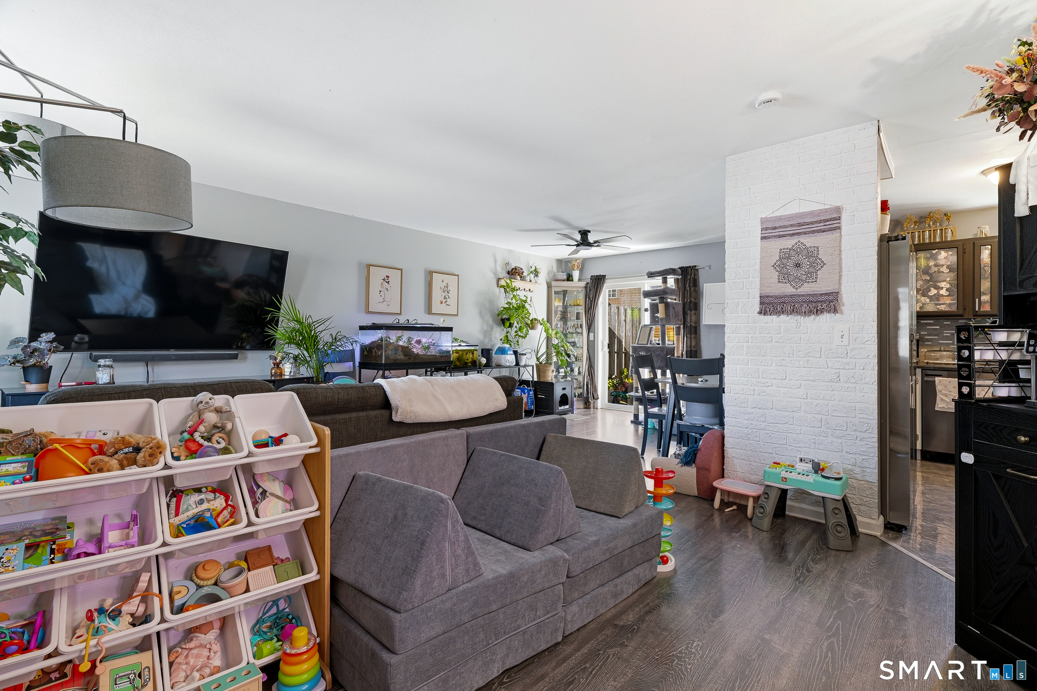 42 Anthony Street 24