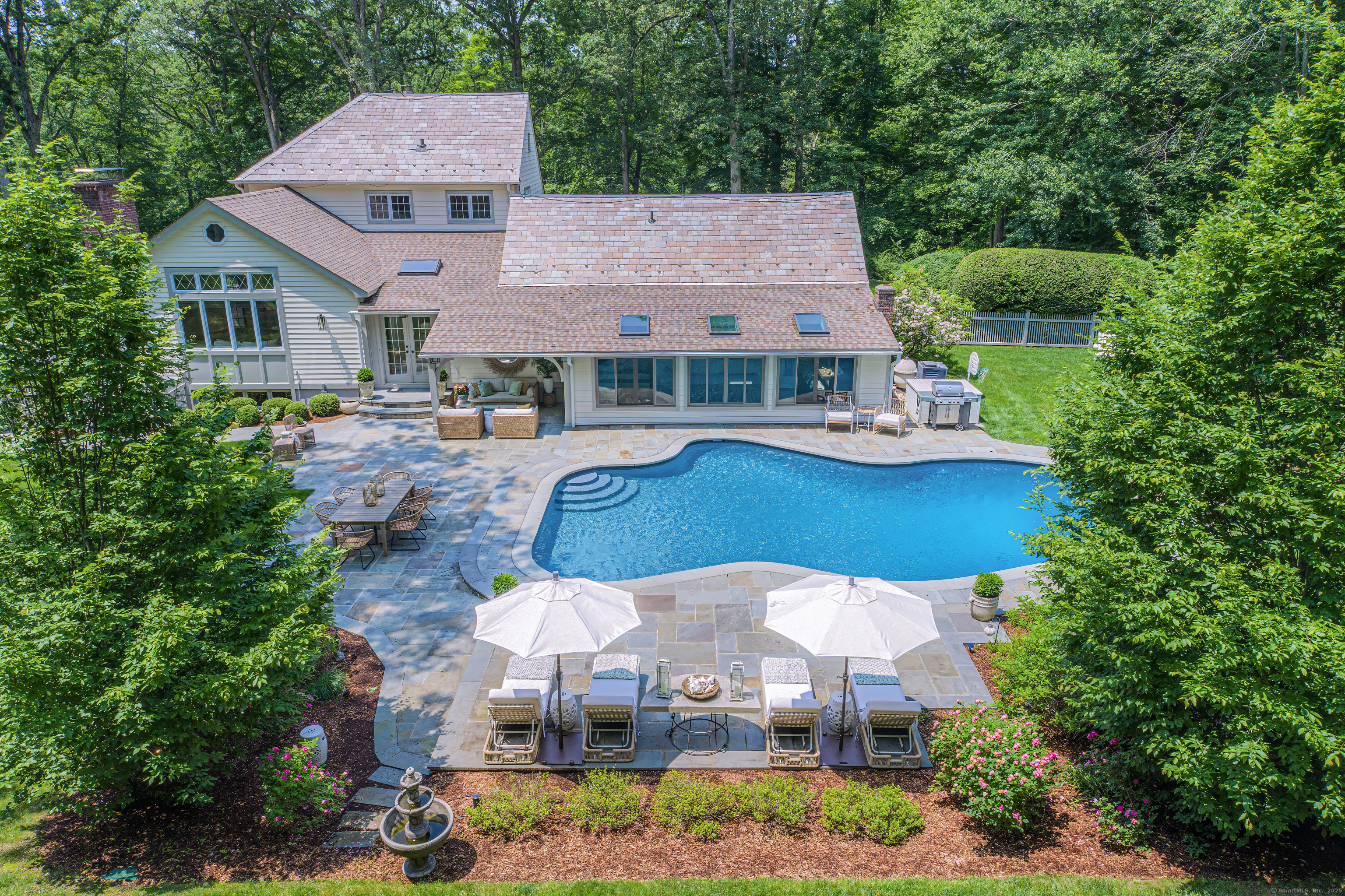 107 New Canaan Road