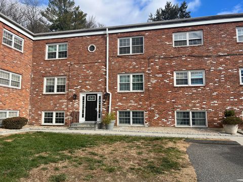 Tiny photo for 12 Terrace Place #11, New Milford, CT 06776 (MLS # 24143610)