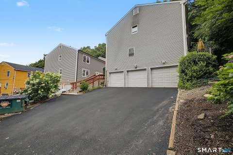 Tiny photo for 6 Irving Place #3C, Danbury, CT 06810 (MLS # 24196404)