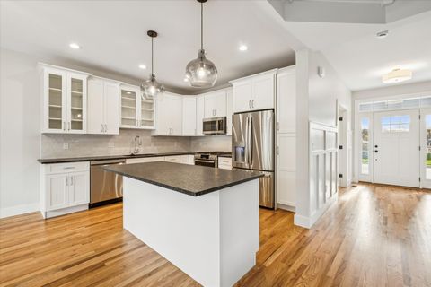 Tiny photo for 41 Applegate Lane #41, Canton, CT 06019 (MLS # 24137921)