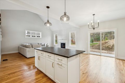 Tiny photo for 41 Applegate Lane #41, Canton, CT 06019 (MLS # 24137921)