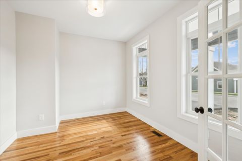 Tiny photo for 41 Applegate Lane #41, Canton, CT 06019 (MLS # 24137921)