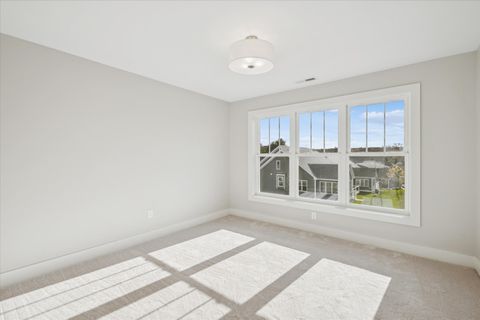 Tiny photo for 41 Applegate Lane #41, Canton, CT 06019 (MLS # 24137921)