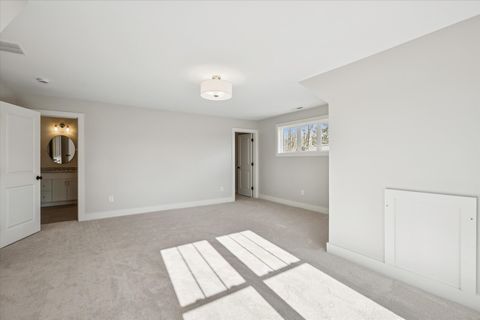 Tiny photo for 41 Applegate Lane #41, Canton, CT 06019 (MLS # 24137921)