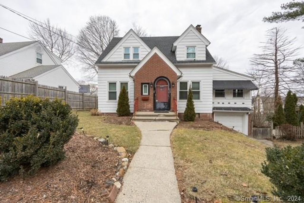462 Bunker Hill Avenue, Waterbury, CT 06708, MLS 170624598 Howard Hanna