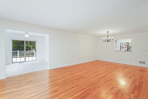 Tiny photo for 5 Carlisle Lane #5, East Lyme, CT 06357 (MLS # 24039187)