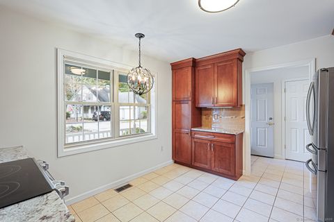 Tiny photo for 5 Carlisle Lane #5, East Lyme, CT 06357 (MLS # 24039187)