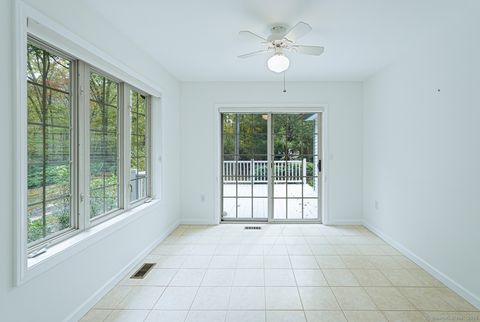 Tiny photo for 5 Carlisle Lane #5, East Lyme, CT 06357 (MLS # 24039187)