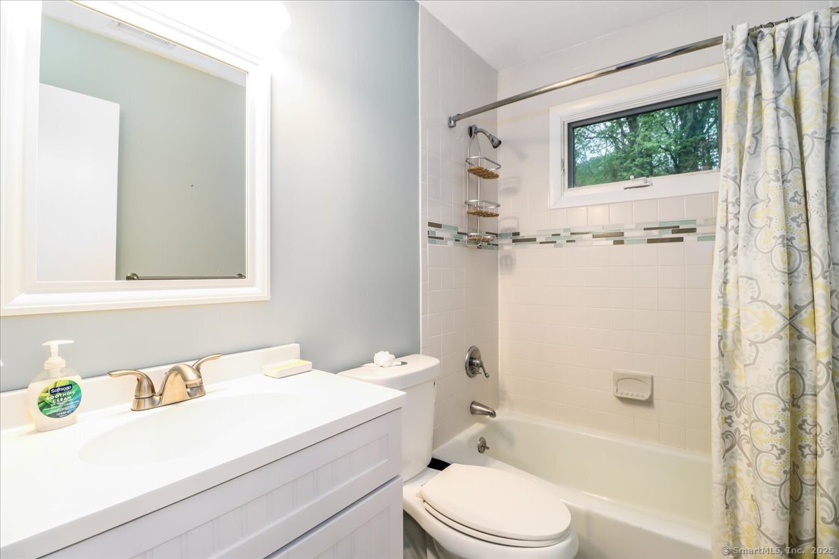70 Chambers Road, Danbury, Connecticut image 20