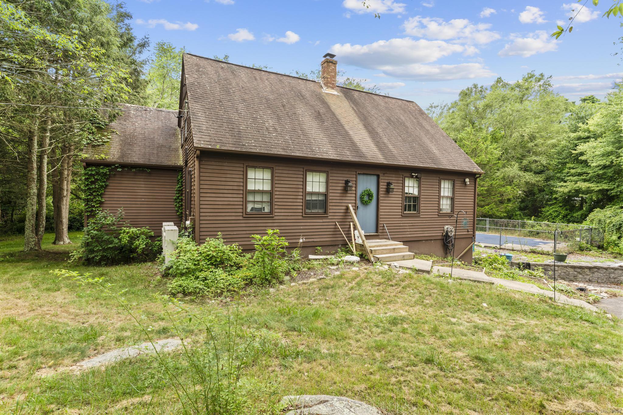 64 Iron Street