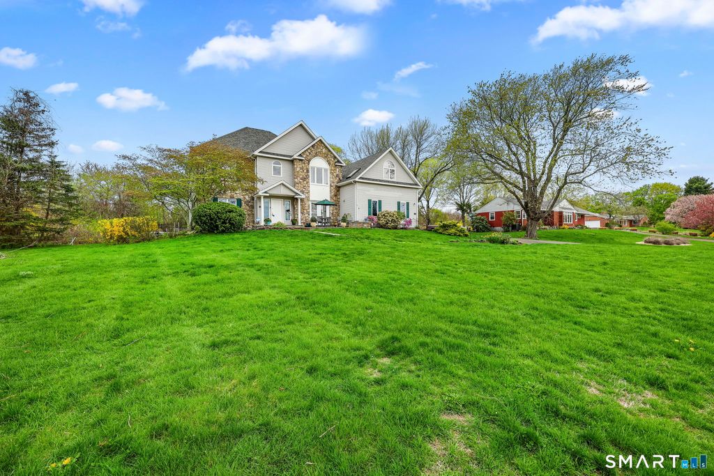 Photo of 135 Kings Highway, North Haven, CT 06473 (MLS # 24166254)