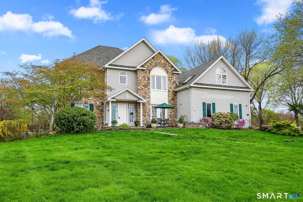 Photo of 135 Kings Highway, North Haven, CT 06473 (MLS # 24166254)