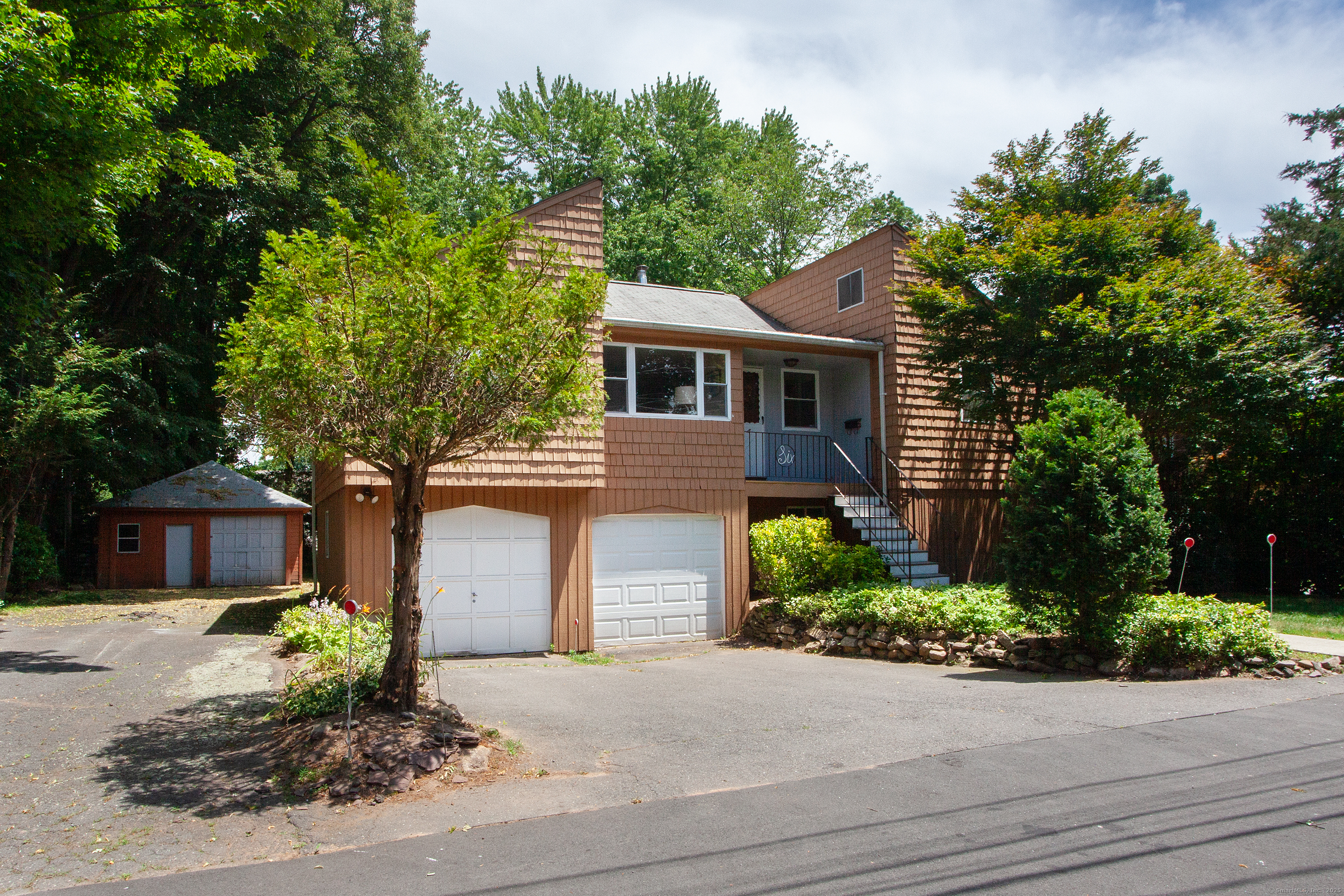 6 Cadwell Street