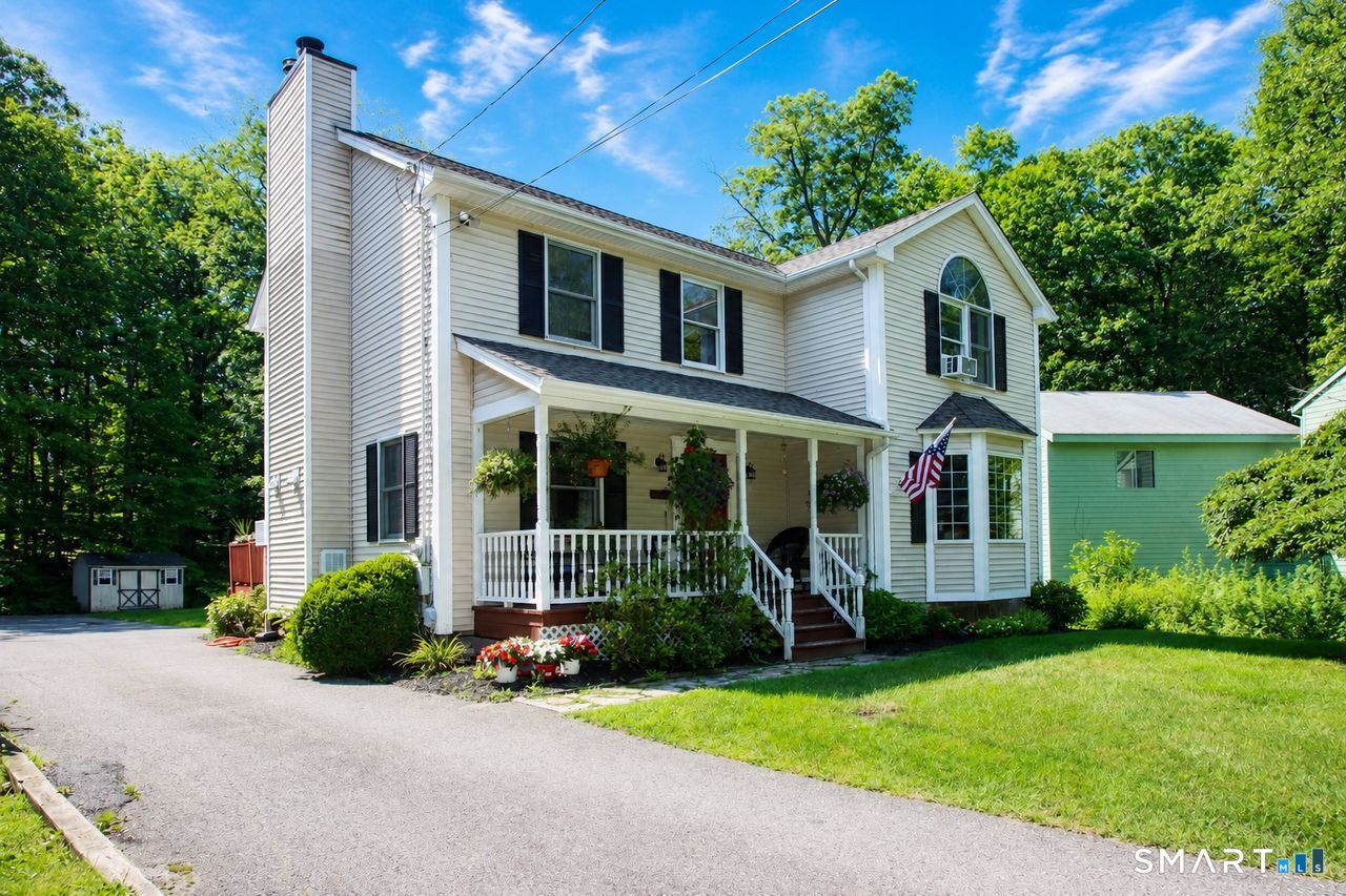 34 Sherry Lane