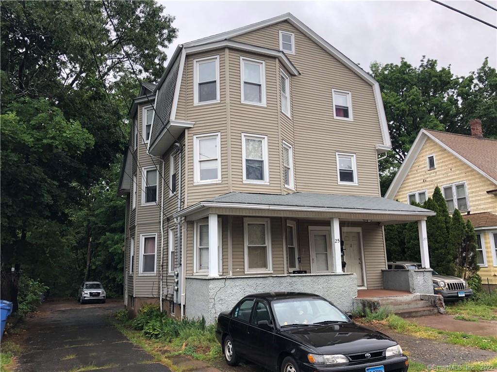 Lilley Street, Manchester, Connecticut - 9 Bedrooms  
3 Bathrooms  
15 Rooms - 