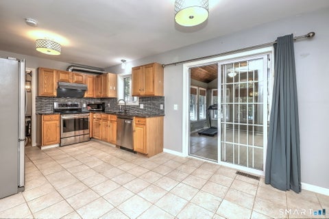Tiny photo for 6 Fox Run Road, Farmington, CT 06085 (MLS # 24202292)