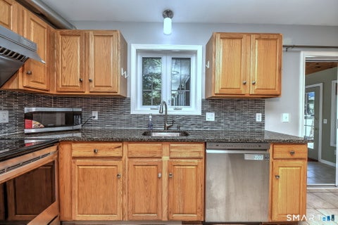 Tiny photo for 6 Fox Run Road, Farmington, CT 06085 (MLS # 24202292)