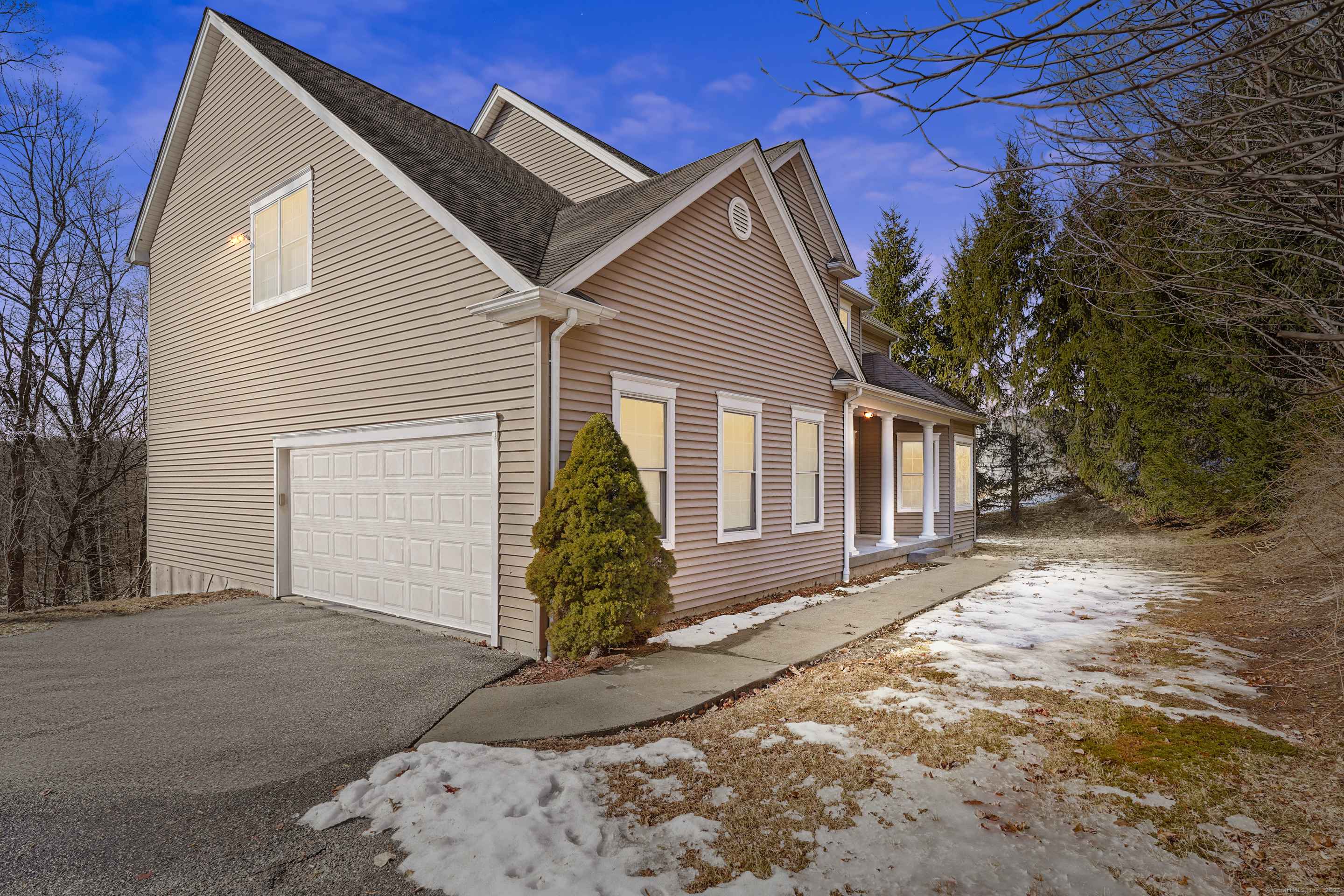 Property for Sale at Nature Lane, Brookfield, Connecticut - Bedrooms: 4 
Bathrooms: 3 
Rooms: 8  - $839,000