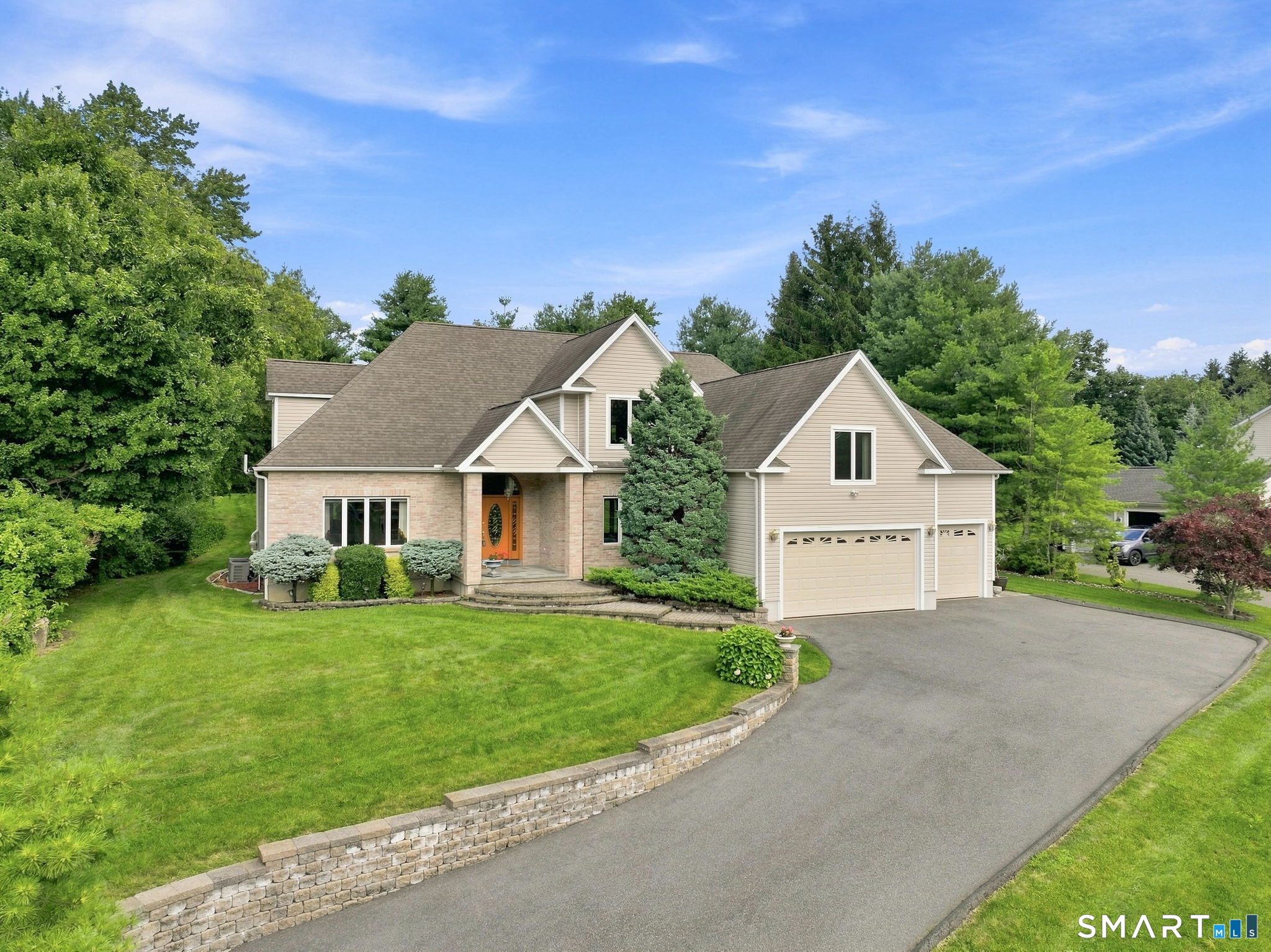 44 Chippenwood Lane