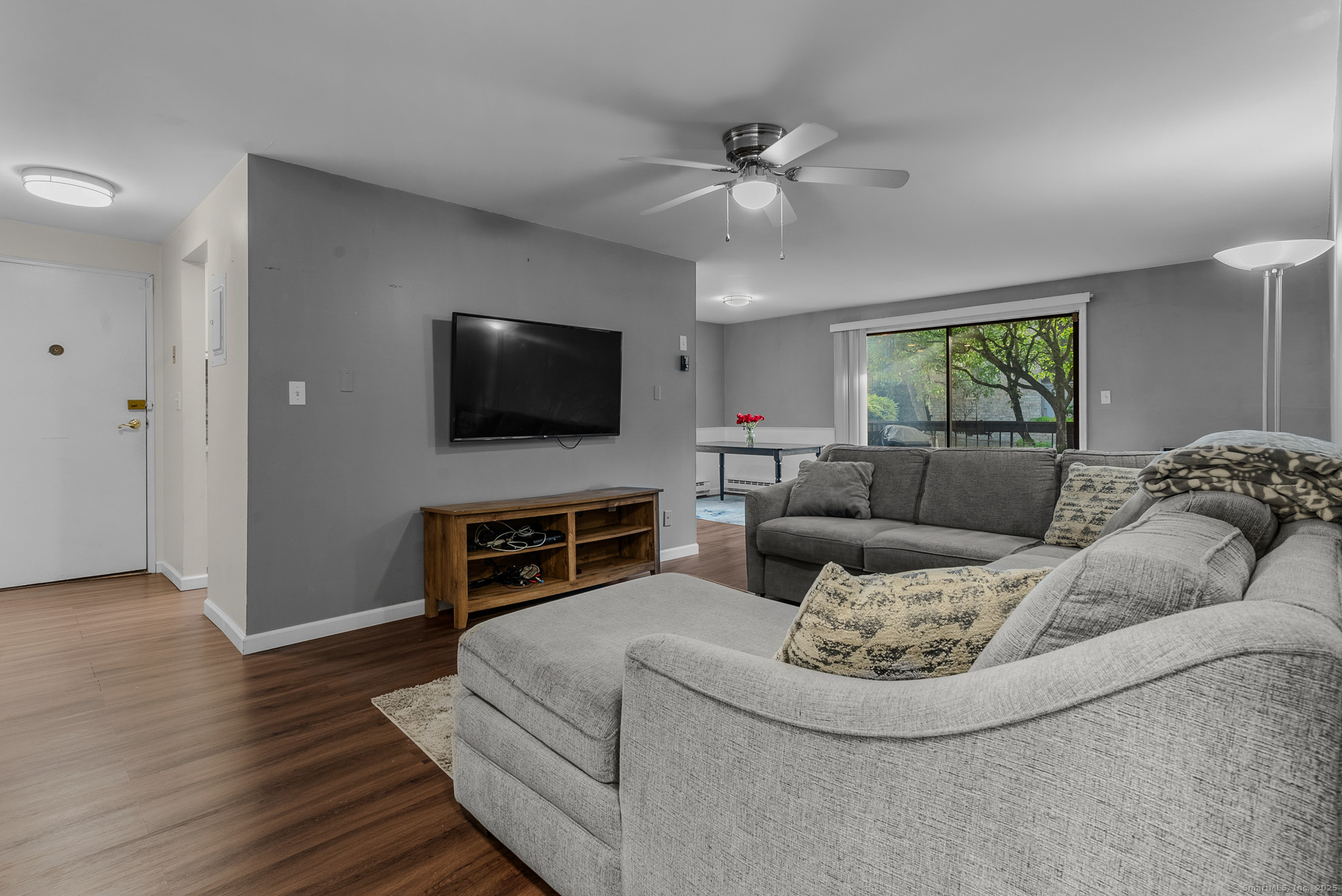 85 Riverside Avenue APT F1