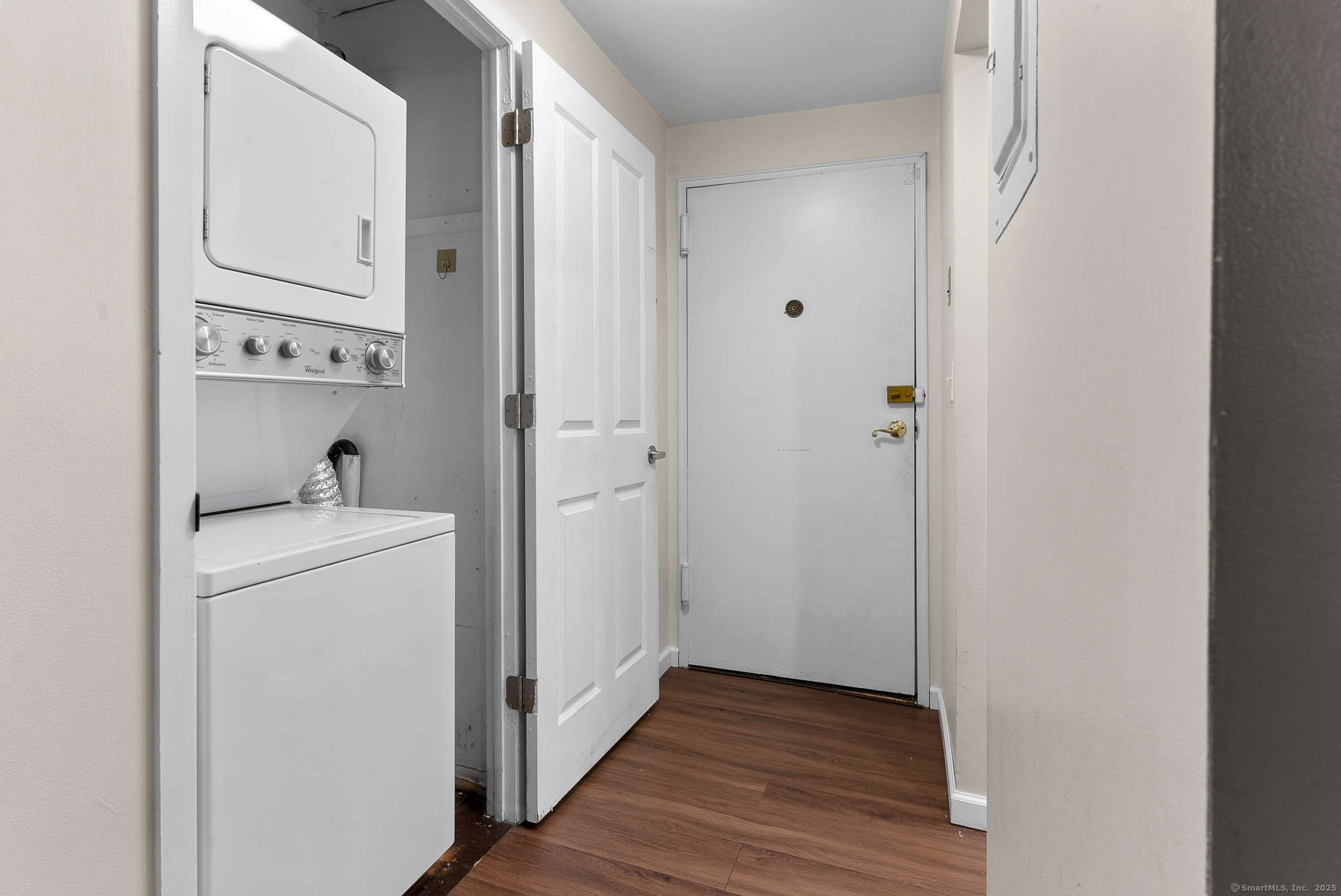 85 Riverside Avenue #APT F1, Stamford, Connecticut image 11