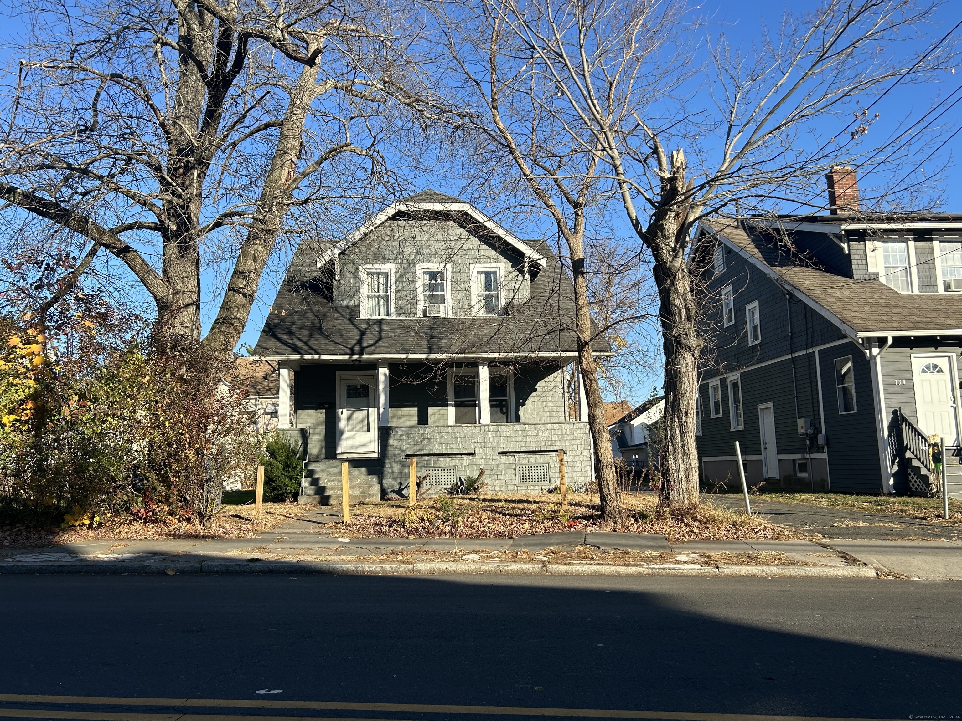 130 Campfield Avenue, Hartford, Connecticut - 3 Bedrooms  
2 Bathrooms  
6 Rooms - 