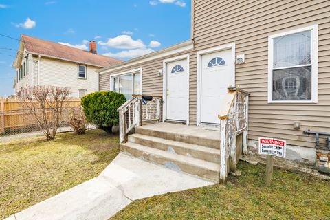 Tiny photo for 160 Dekalb Avenue #2, Bridgeport, CT 06607 (MLS # 24134078)