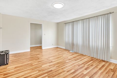 Tiny photo for 160 Dekalb Avenue #2, Bridgeport, CT 06607 (MLS # 24134078)