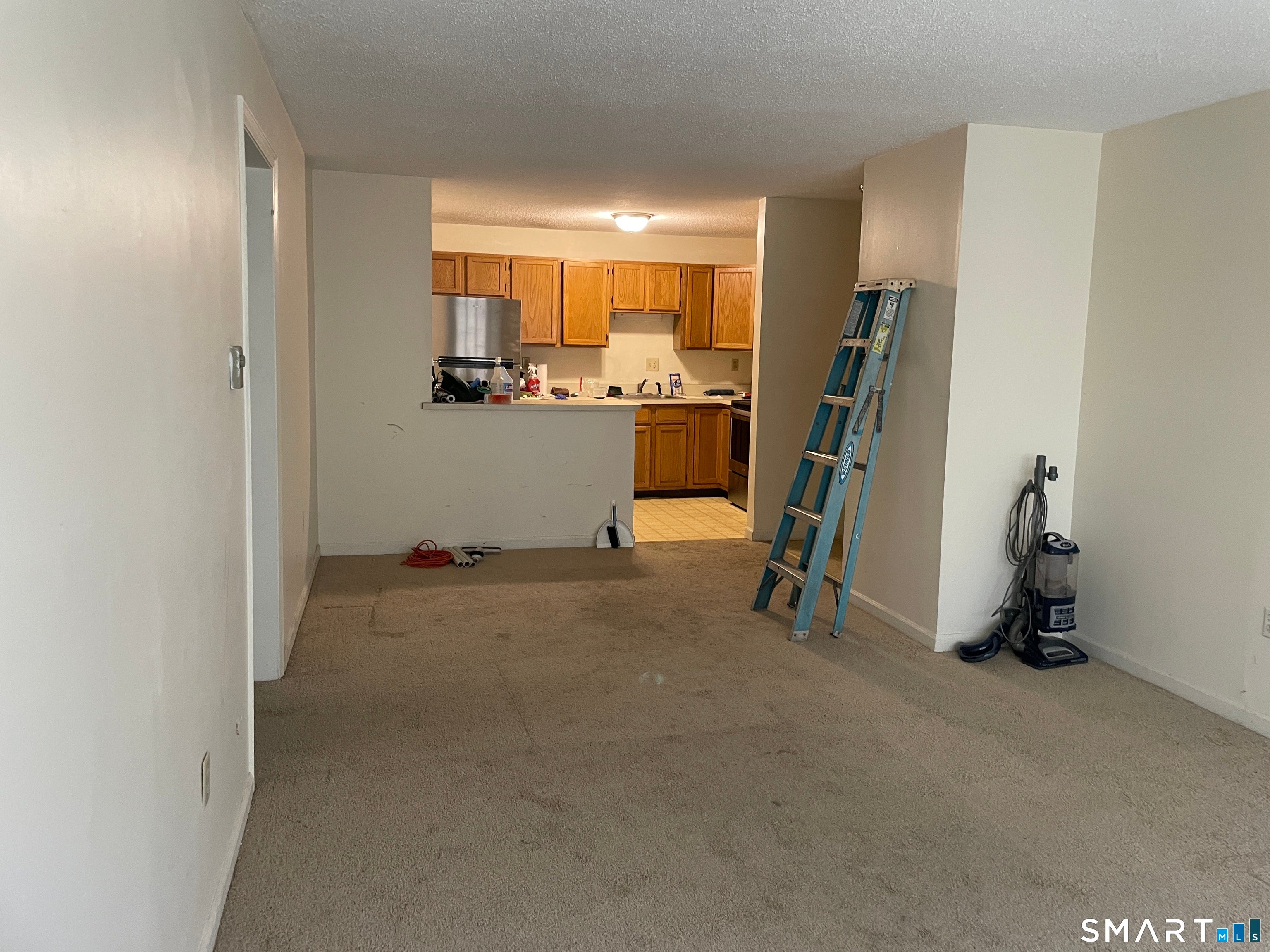 389 South Main Street 8A