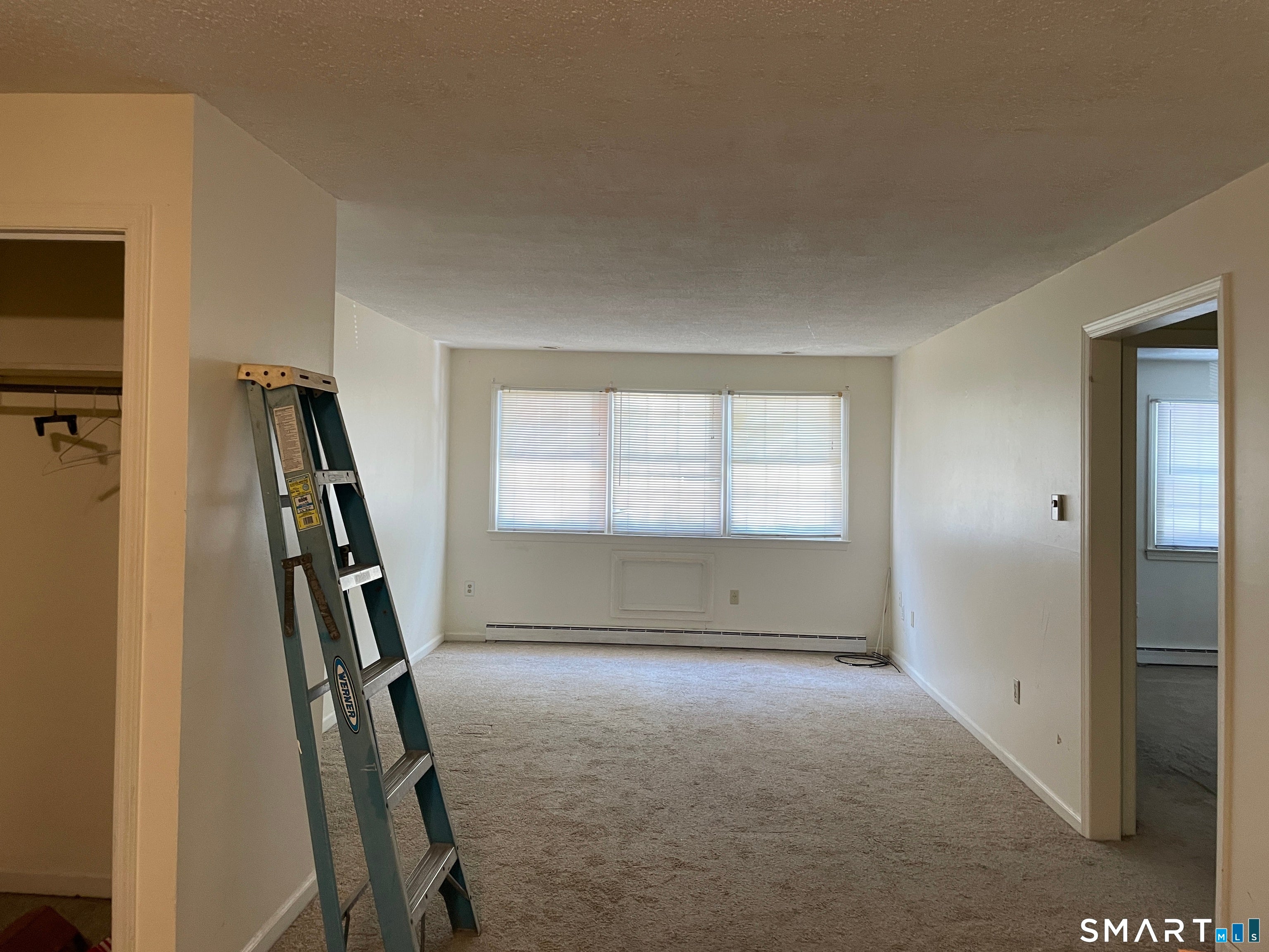 389 South Main Street 8A