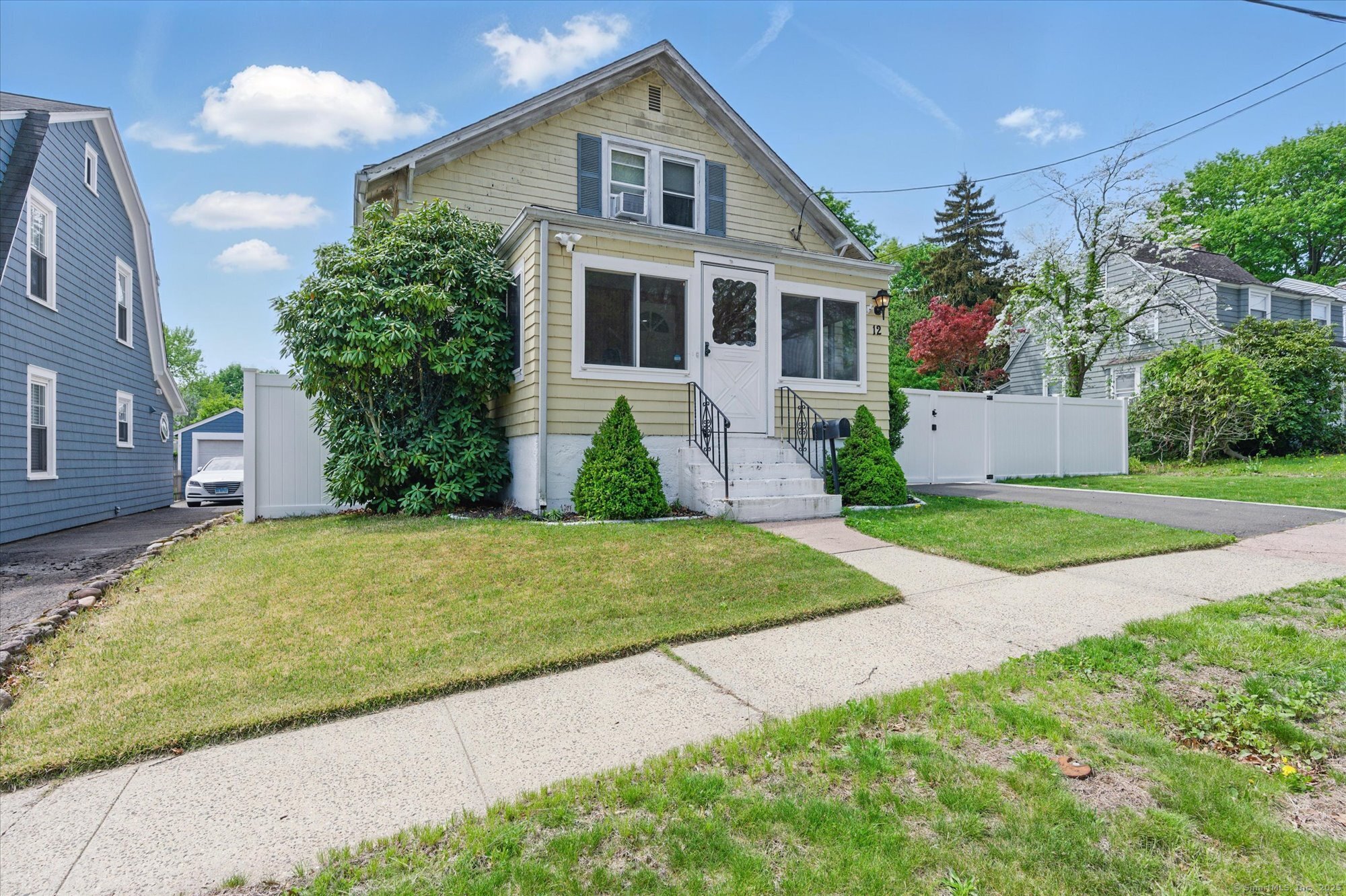 12 Woodland Avenue, Hamden, Connecticut image 2
