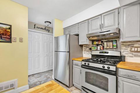 Tiny photo for 132 Country Place #132, Shelton, CT 06484 (MLS # 24136707)