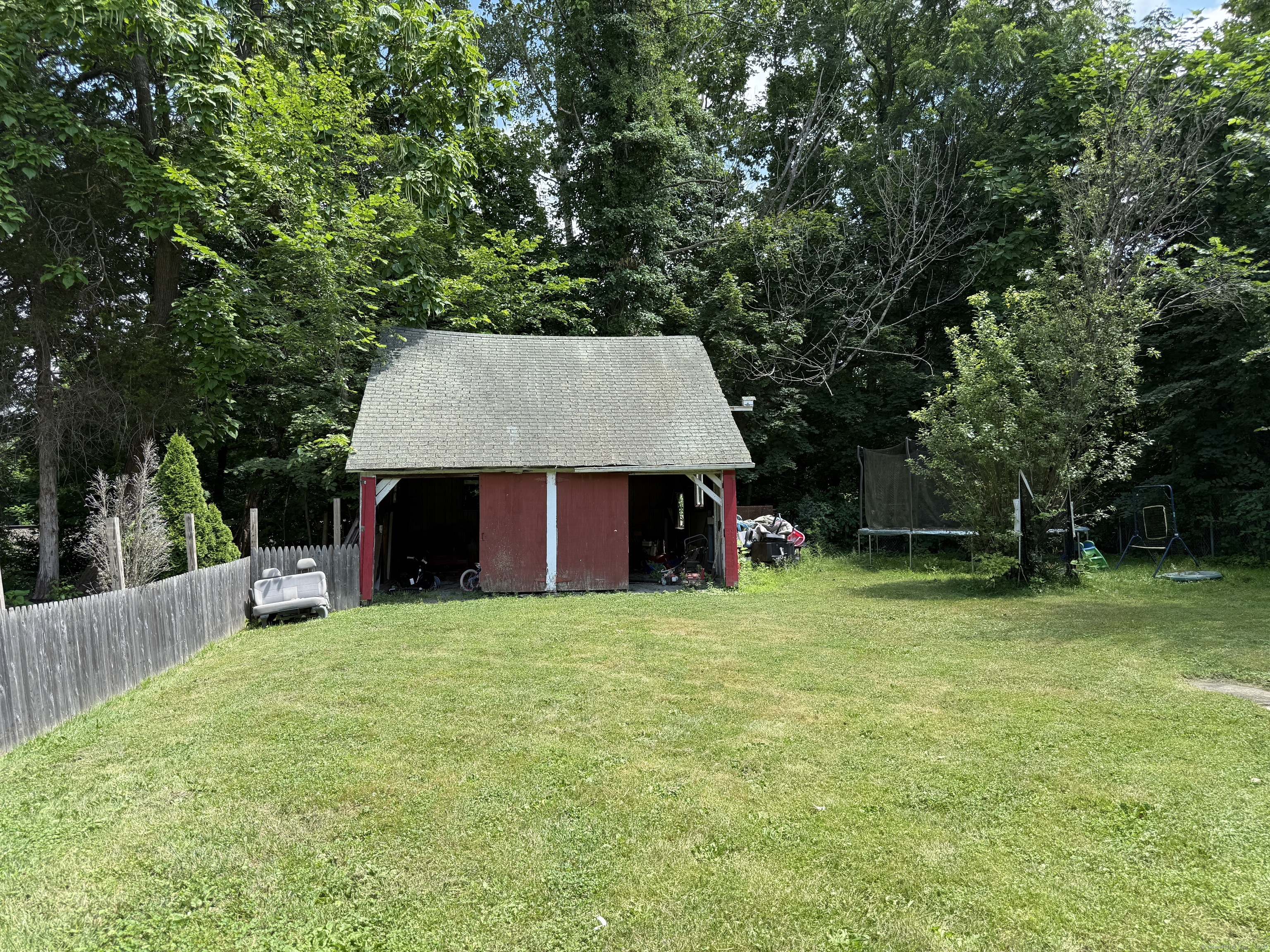 16 Brown Avenue