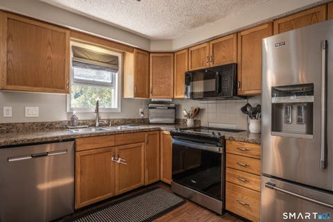 Tiny photo for 49 Harvard Court, Middletown, CT 06457 (MLS # 24199220)