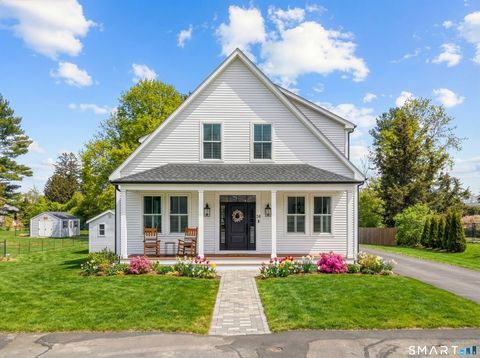 Photo of 24 Church Street, Old Saybrook, CT 06475 (MLS # 24155662)