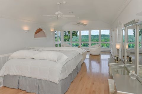 Tiny photo for 10 Hillcrest Court, Ridgefield, CT 06877 (MLS # 24114294)