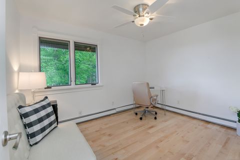 Tiny photo for 10 Hillcrest Court, Ridgefield, CT 06877 (MLS # 24114294)