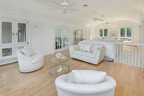 Tiny photo for 10 Hillcrest Court, Ridgefield, CT 06877 (MLS # 24114294)